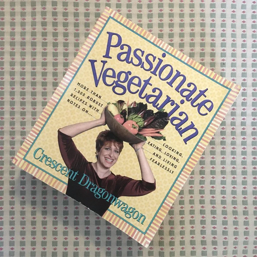 'Passionate Vegetarian Cookbook' Crescent Dragonwagon Softcover Y2K - Picture 2 of 13